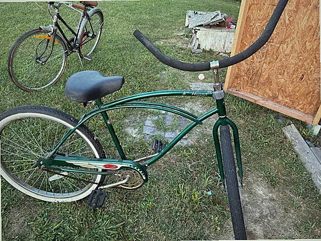 beach cruiser bike vintage