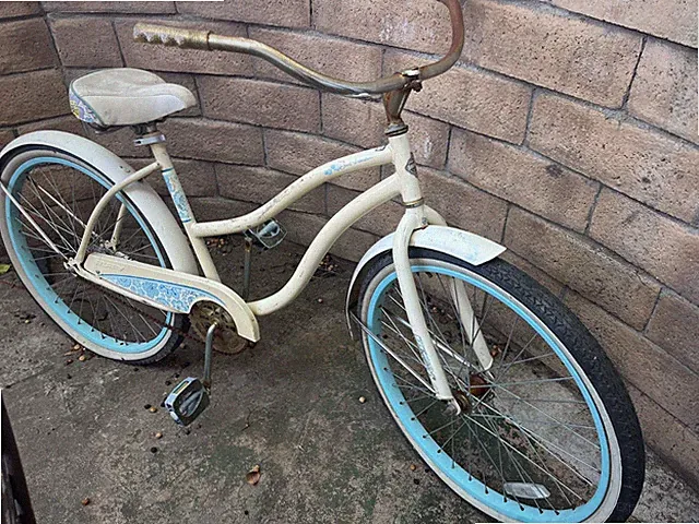 Cruiser bikes barely used and they both have flats