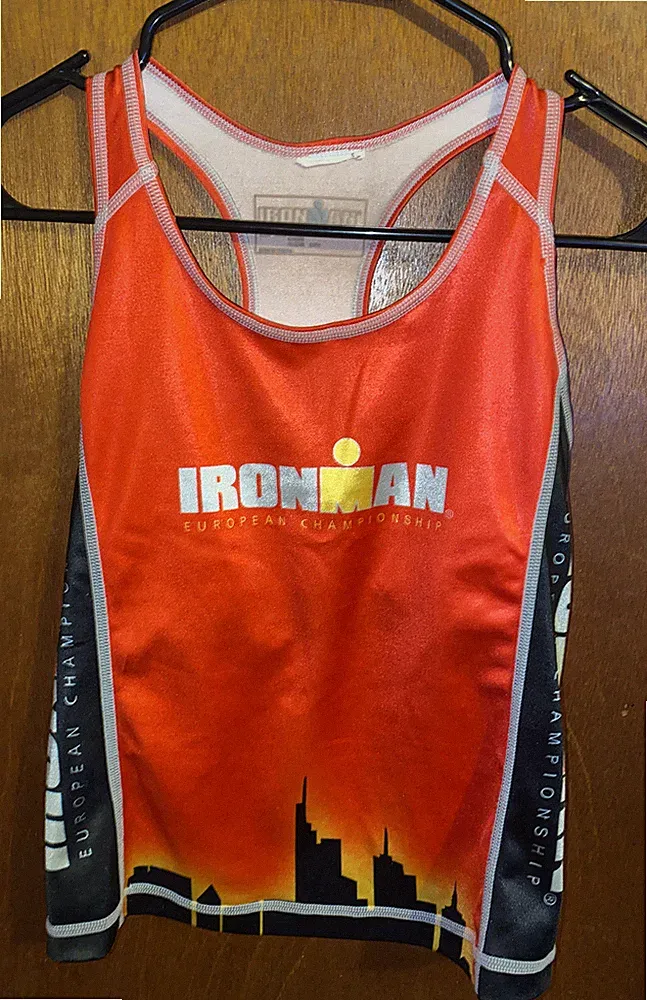 IRONMAN EUROPEAN TRIATHLON CHAMPIONSHIP WOMEN MEDIUM CYCLING SPORTS SHIRT TOP