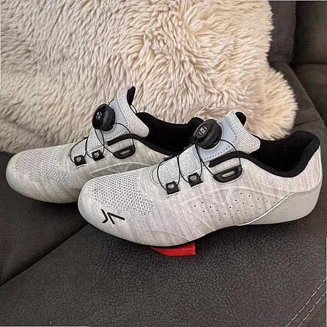 Yow Women Indoor Cycling Shoes Size 6.5. European Size 37